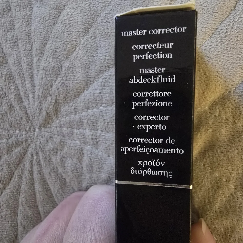 NIB GIORGIO ARMANI Master Corrector Matte Concealer #3-0.14oz/4.4ml Mini